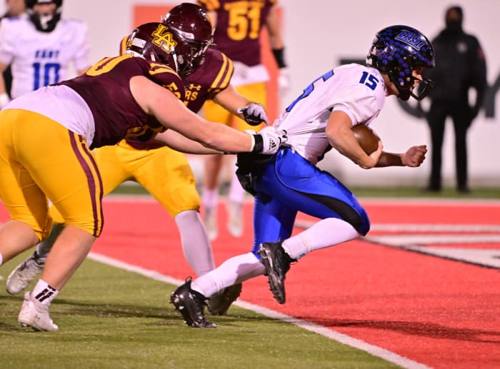 Loyola Academy Lincoln Way East Illinois 8A football November 25 2023 Tim Vizer 24648